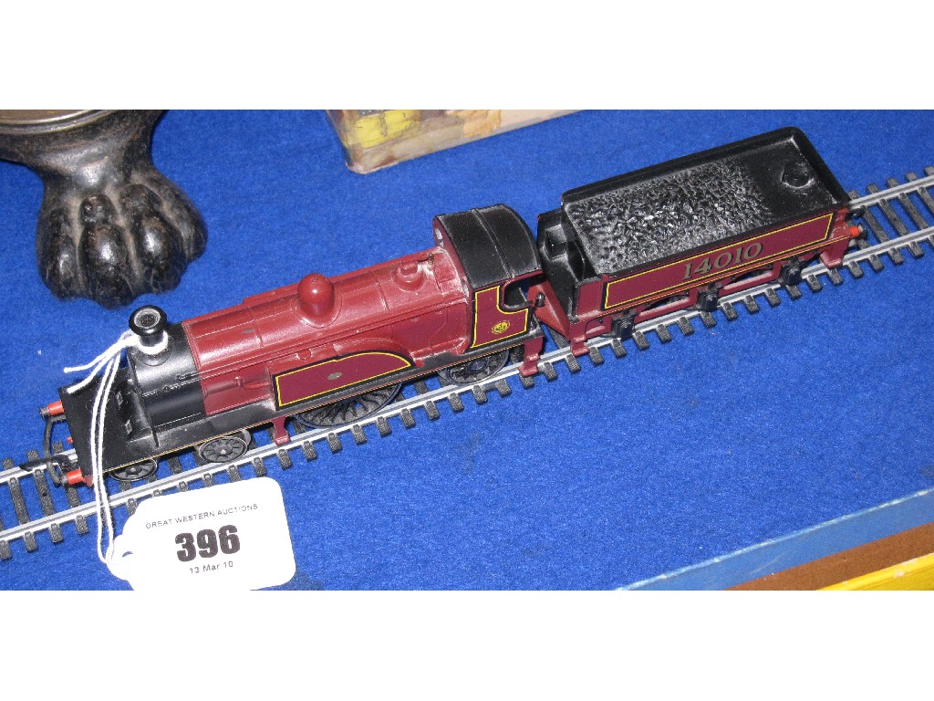 Appraisal: Hornby train engine tender and a length of track