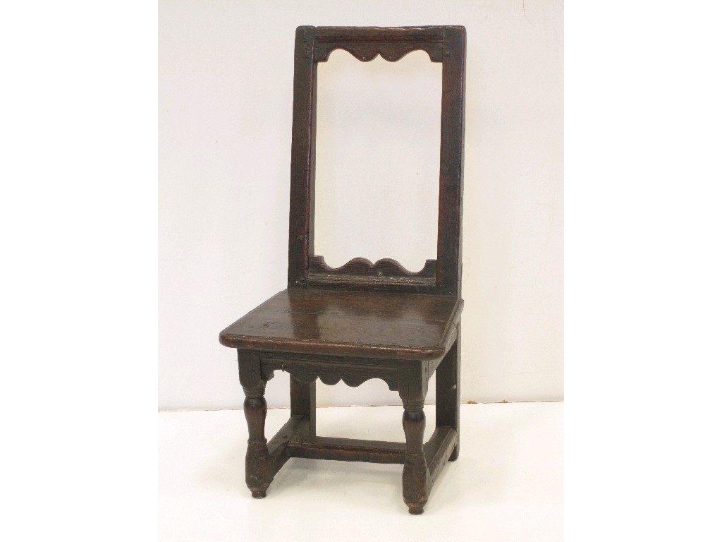 Appraisal: A late th Century Child's oak Single Chair with shaped