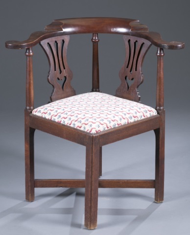 Appraisal: Late th c Mahogany Corner Chair Curved arms with pierced