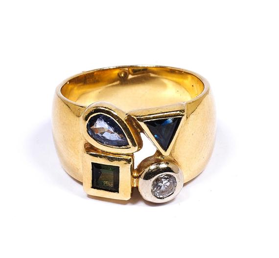 Appraisal: DIAMOND GEMSTONE AND GOLD RING Yellow gold Casual-elegant wide band