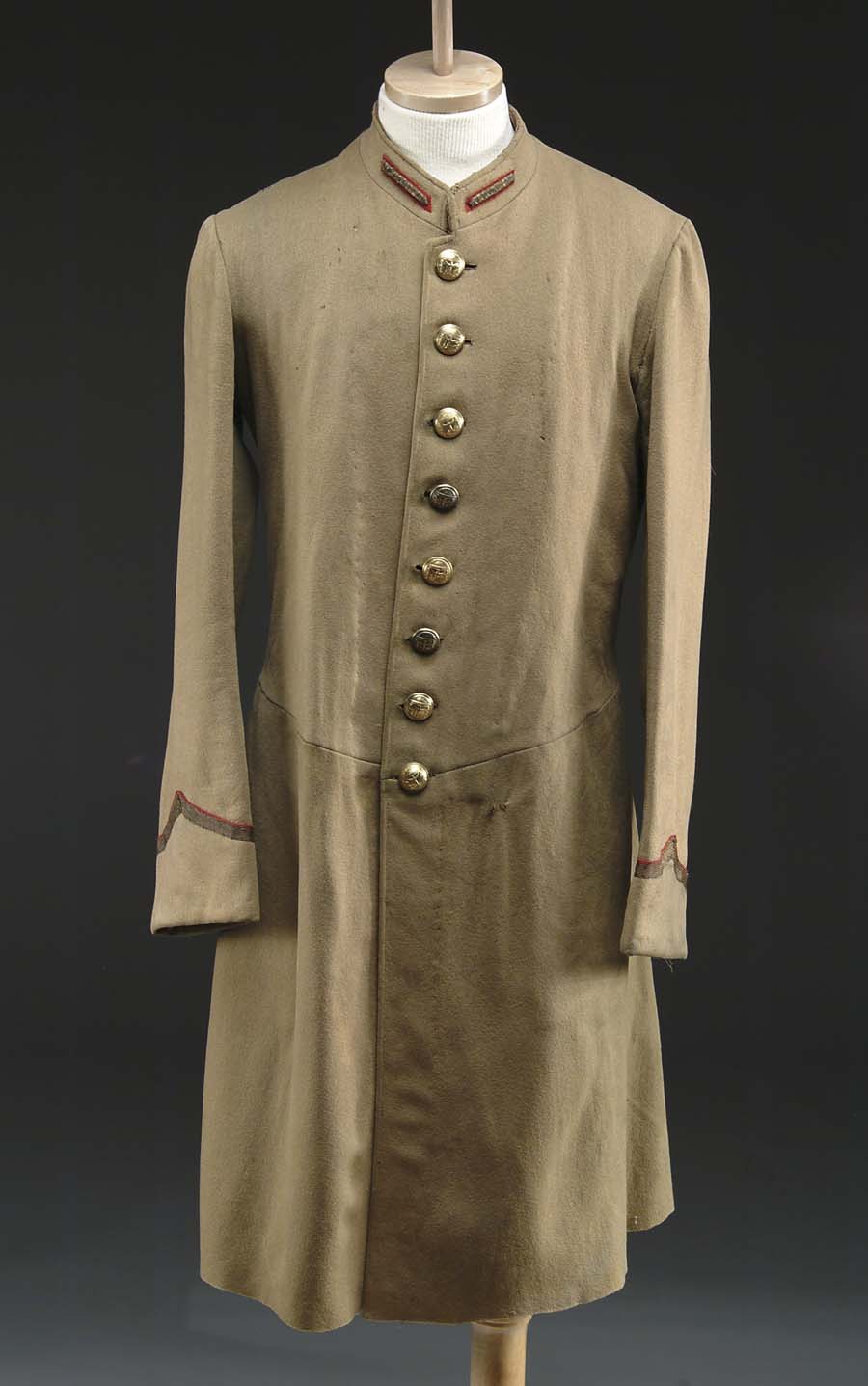 Appraisal: CONFEDERATE STYLE ARTILLERY ND LIEUTENANTS FROCK COAT Dating in the