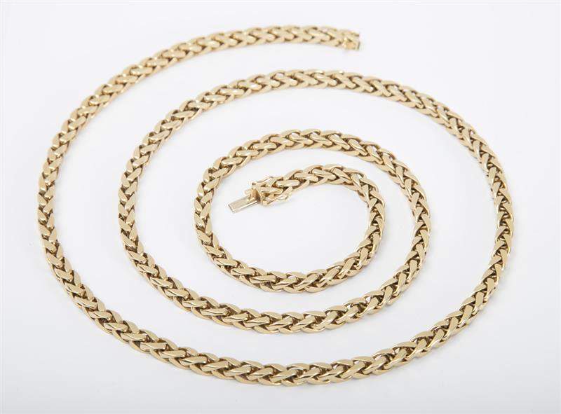 Appraisal: K GOLD LONGCHAIN Stamped ' ' in oz Collection of