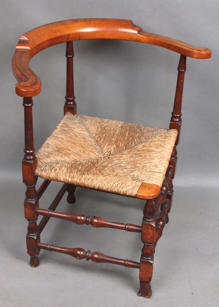 Appraisal: Circa American Queen Anne cherry corner chair with low shaped