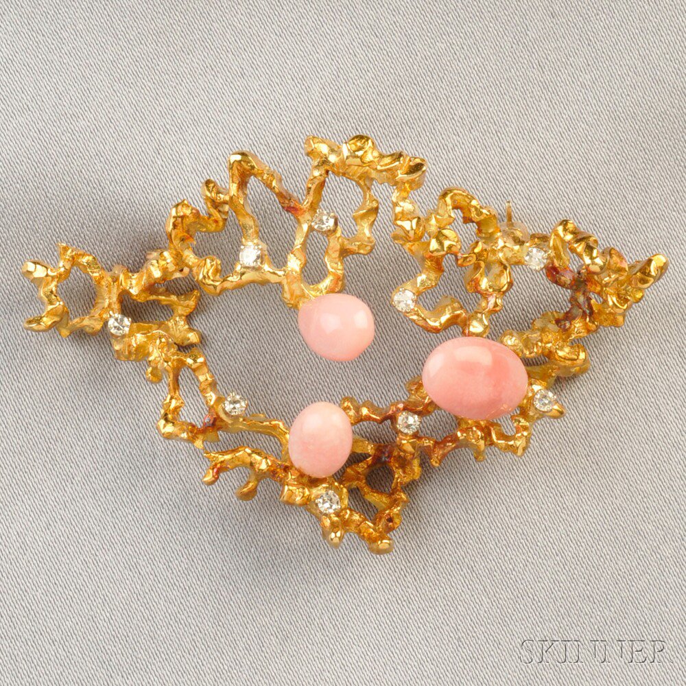 Appraisal: kt Gold Conch Pearl and Diamond Brooch the abstract form