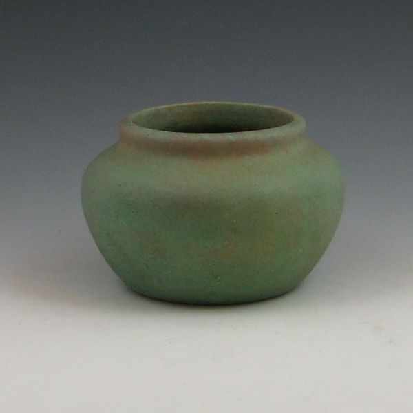 Appraisal: Roseville Early Carnelian - '' squat vase in green over