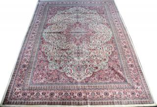 Appraisal: KERMANSHAH HAND WOVEN WOOL CARPET IRANIAN NAIN ORIENTAL RUG W