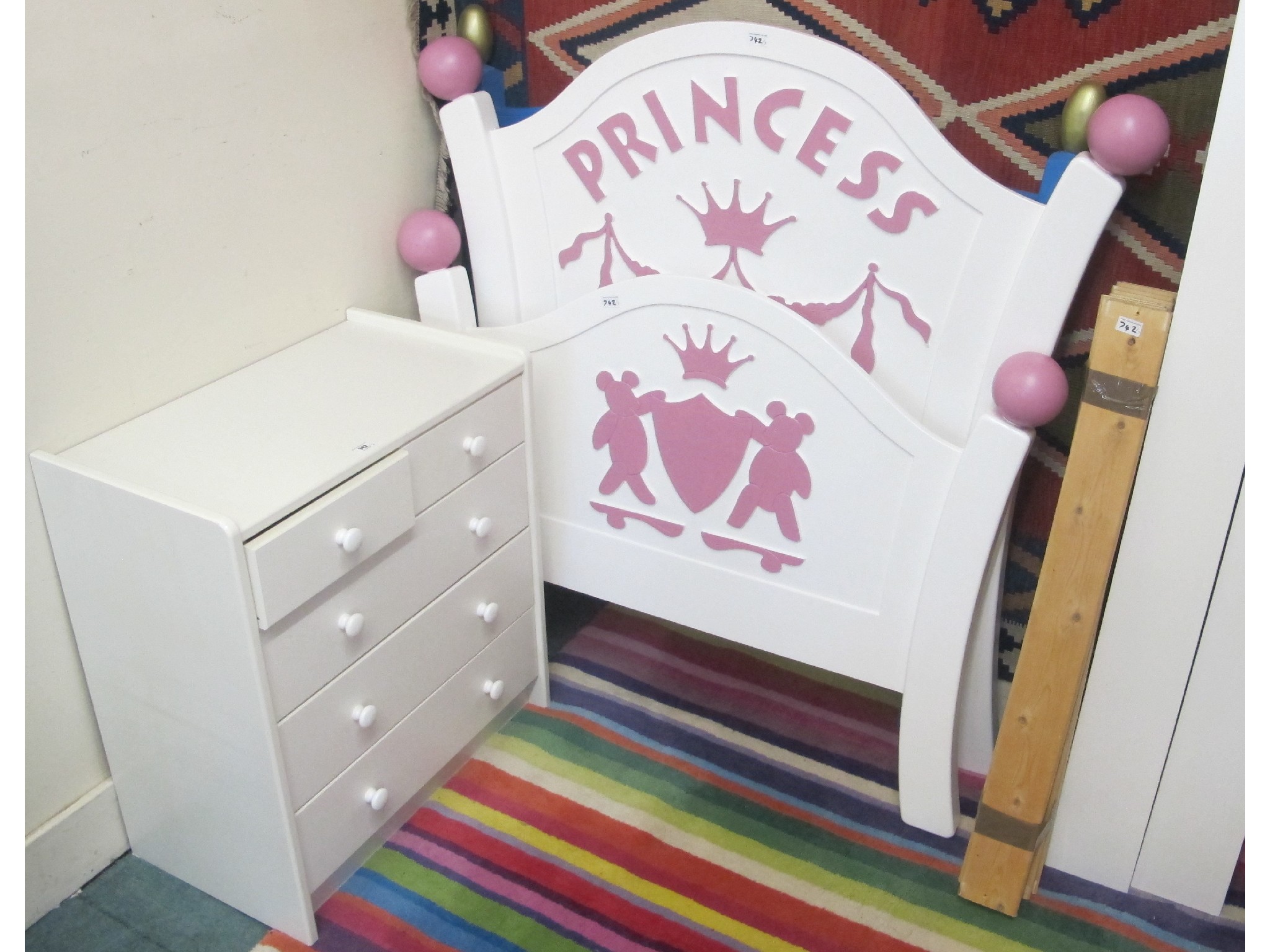 Appraisal: A modern Princess white wood single bed frame Wizard single