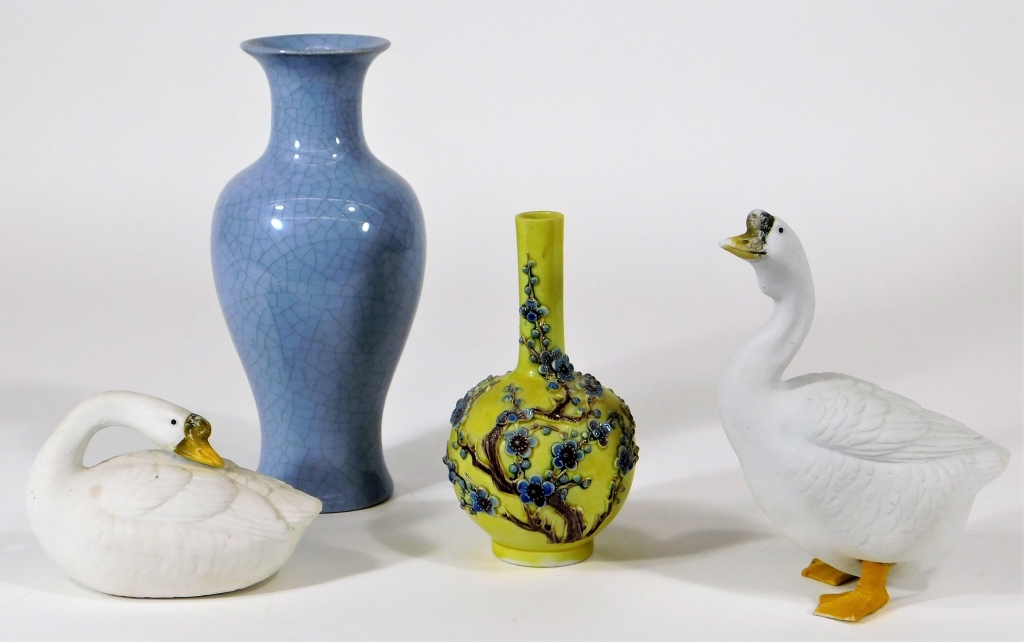 Appraisal: PC CHINESE C PORCELAIN VASES GEESE GROUPING China th CenturyLot