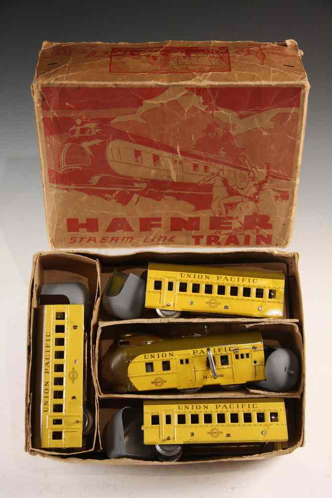 Appraisal: TIN LITHO TRAIN SET - Hafner Overland Flyer Union Pacific