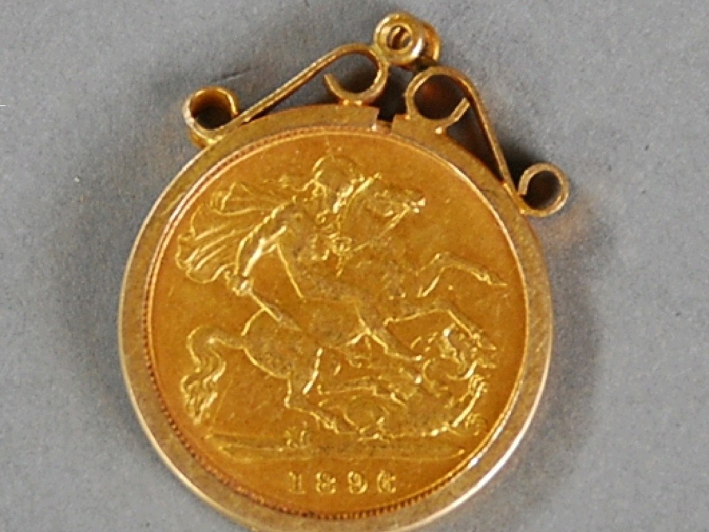 Appraisal: VICTORIA GOLD HALF SOVEREIGN in loose mount with scrollwork top