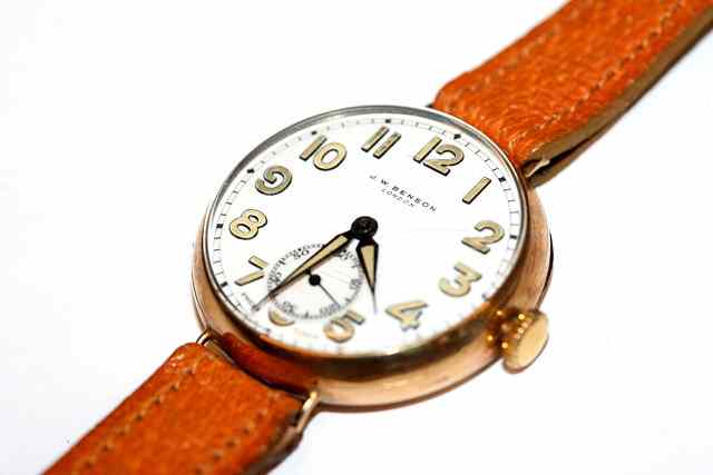 Appraisal: A 'S CT GOLD J W BENSON WRIST WATCH with