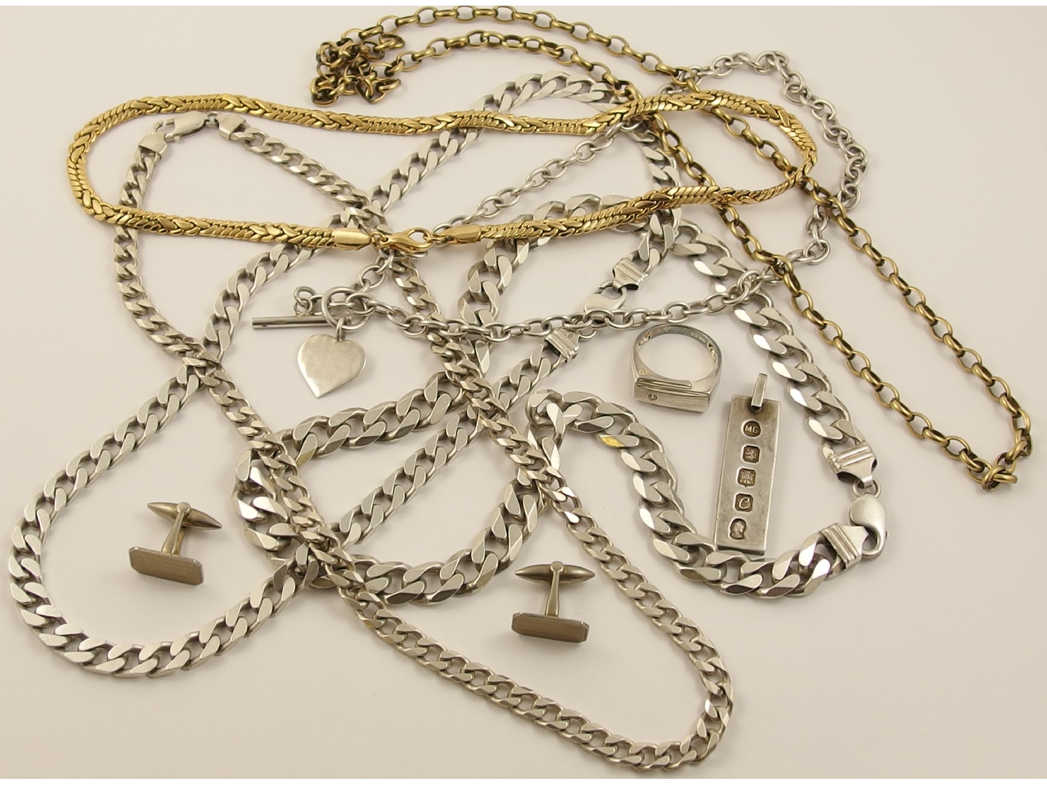 Appraisal: A collection of heavy silver curb link chains and other