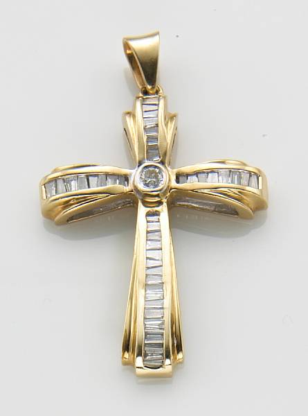 Appraisal: A diamond and k gold cruciform pendant estimated total diamond