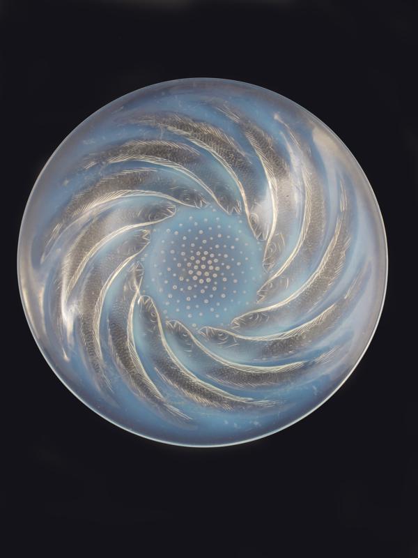 Appraisal: Poisson a Lalique opalescent glass bowl