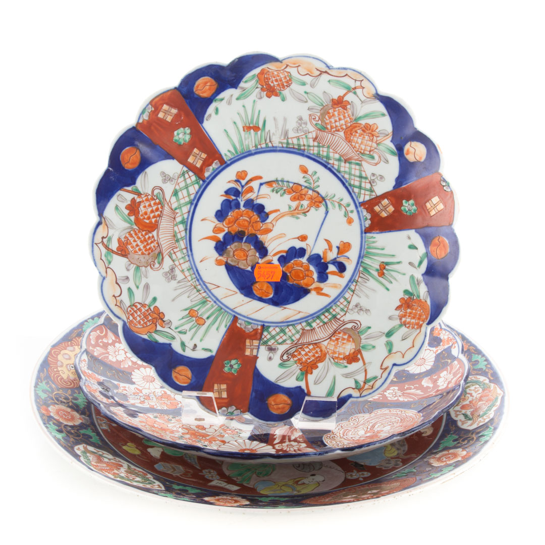 Appraisal: Two Japanese Imari chargers a Kutani charger in Diam of