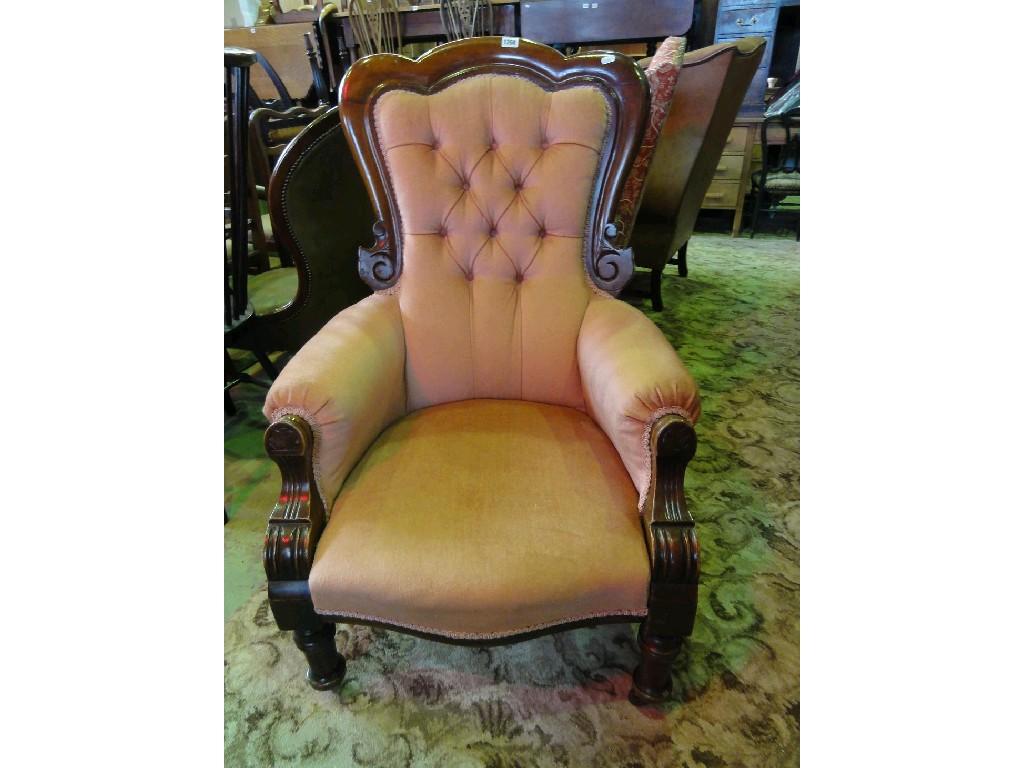 Appraisal: A Victorian drawing room chair with upholstered seat and button