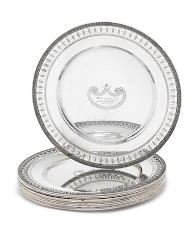 Appraisal: A set of twelve Italian silver dinner plates stamped '