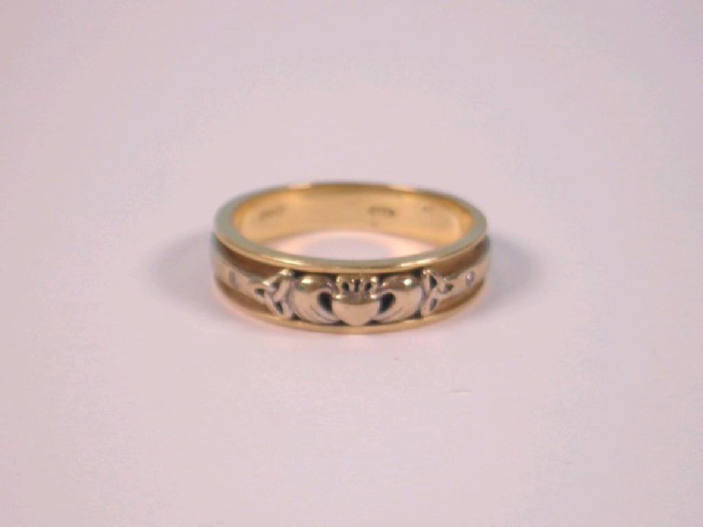 Appraisal: A ct gold wedding band Clodagh ring g