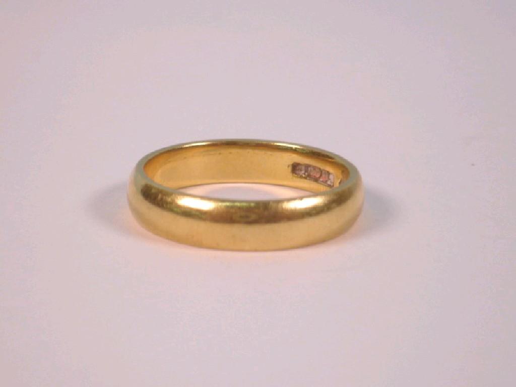 Appraisal: An ct gold wedding band g