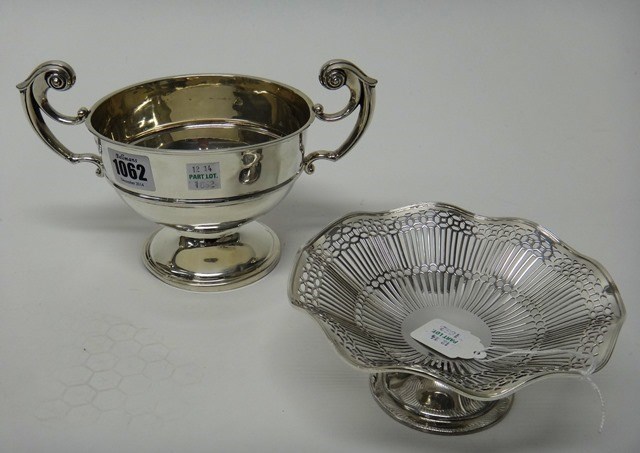 Appraisal: A silver twin handled trophy bowl presentation inscribed Sheffield and