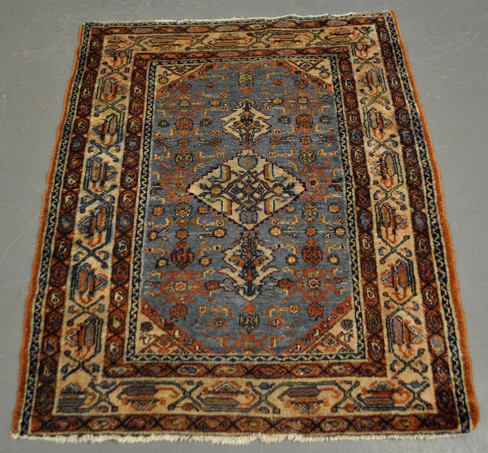 Appraisal: - Hamadan oriental mat with blue field x -