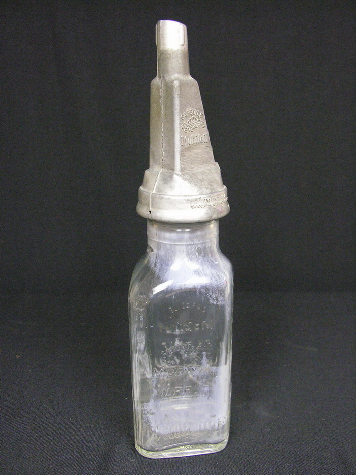 Appraisal: N C APPROVED MOBIL OIL GARGOYLE FILPRUF BOTTLE Metal top