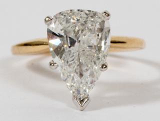 Appraisal: PEAR SHAPED DIAMOND RING SI CLARITY G CT PEAR SHAPED