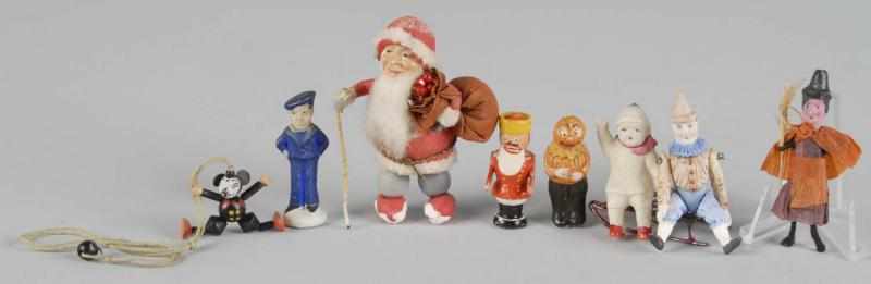 Appraisal: Lot of Assorted Small Holiday Pieces Description Includes a Santa