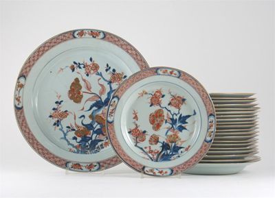 Appraisal: Twenty two Chinese Imari plates decorated with flowers and foliage