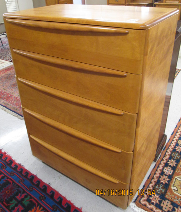 Appraisal: MID-CENTURY MODERN MAPLE CHEST OF DRAWERS Heywood-Wakefield Furniture Co Encore