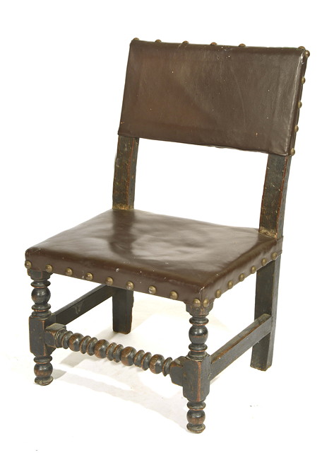 Appraisal: A TH CENTURY OAK LOW OCCASIONAL CHAIR on turned supports