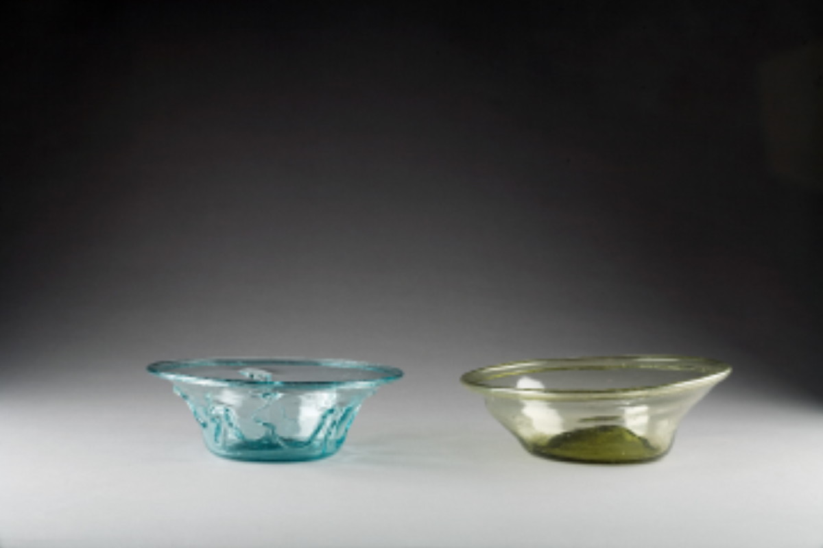 Appraisal: AMERICAN FREE-BLOWN AQUAMARINE GLASS BOWL ATTRIBUTED TO THE REDWOOD GLASS