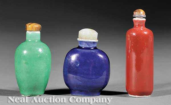 Appraisal: A Group of Three Antique Chinese Monochrome Porcelain Snuff Bottles