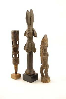 Appraisal: A Yoruba Eshu figure standing and blowing a whistle in