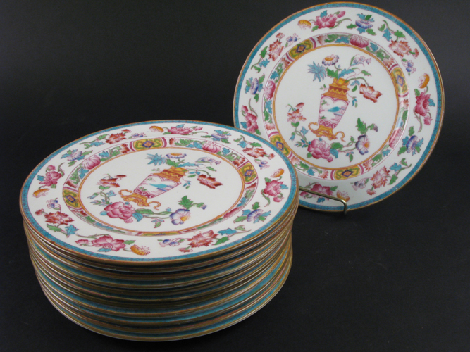 Appraisal: A SET OF TWELVE ENGLISH ROYAL DOULTON PORCELAIN LUNCHEON OR