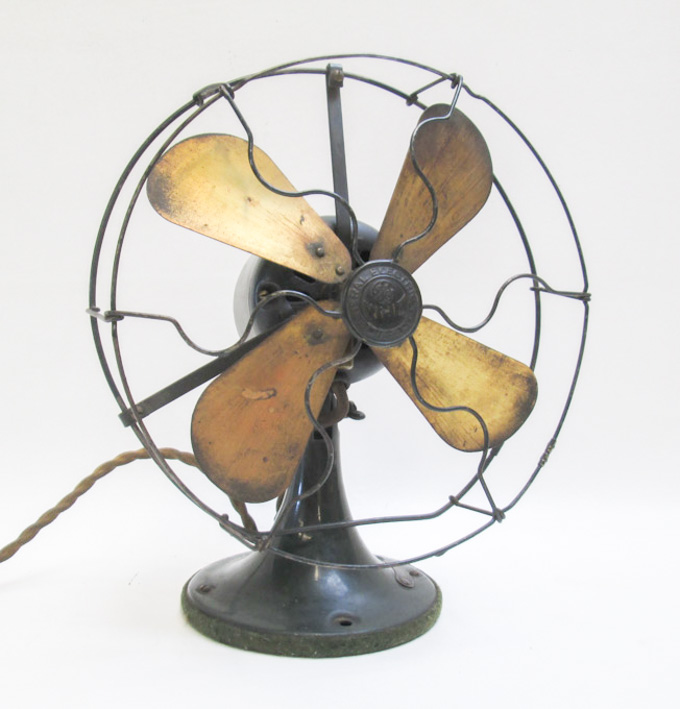 Appraisal: GE VINTAGE OSCILLATING GREEN ELECTRIC FAN A-C volts cycles F