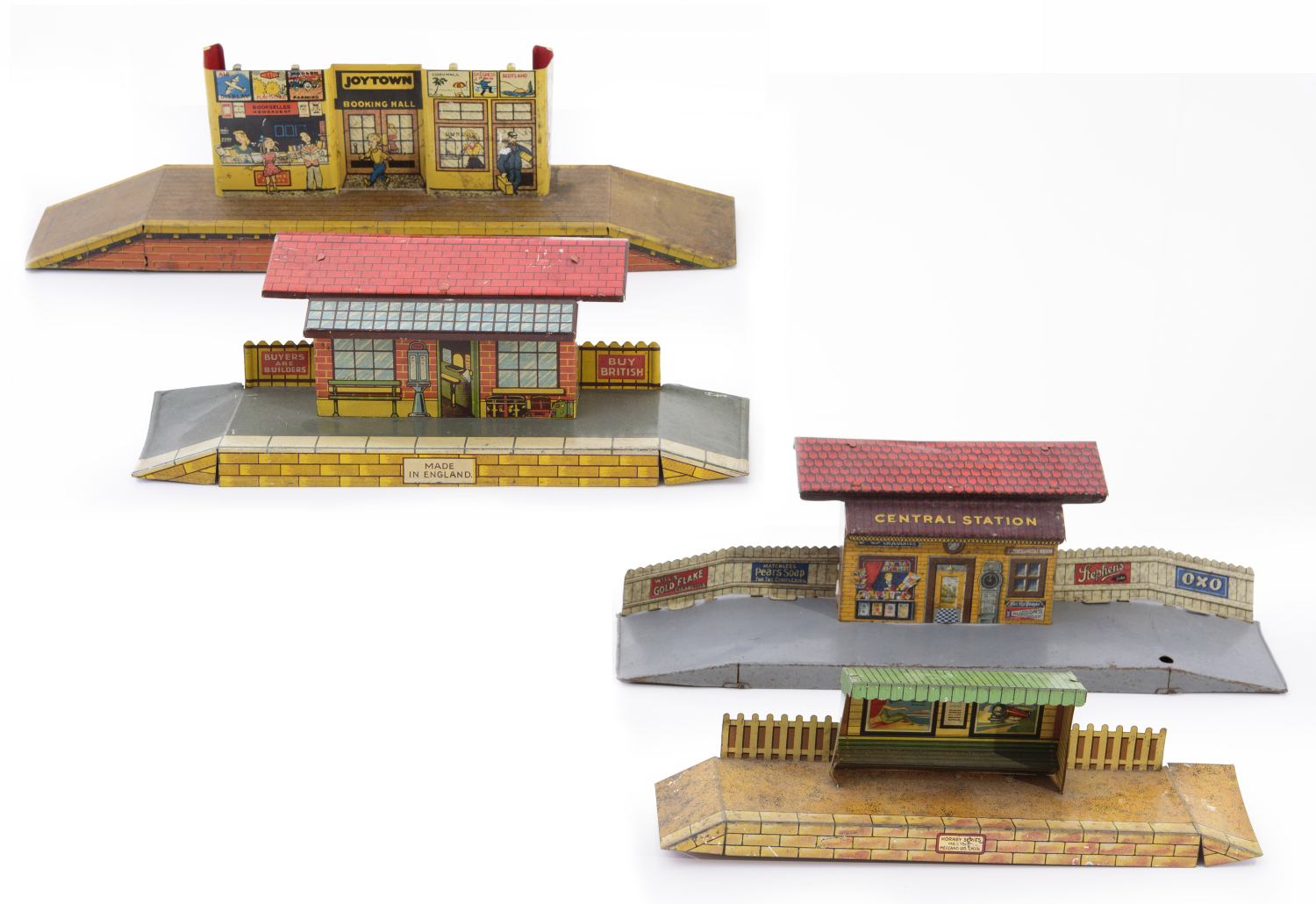 Appraisal: X STATION PLATFORMS BY HORNBY WELLS - BRIMTOY DISTLER AND