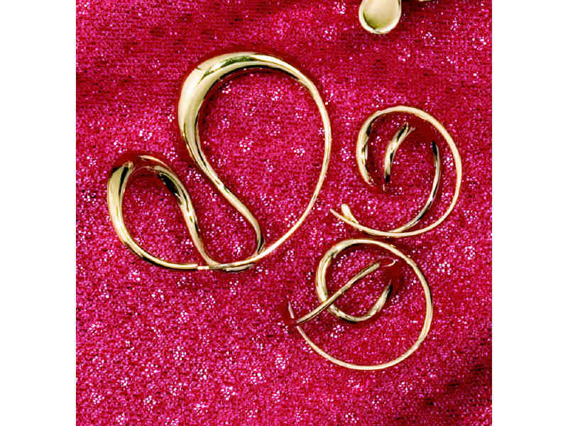 Appraisal: MICHAEL GOODE EARRINGS AND BROOCH k yellow gold polished swirl