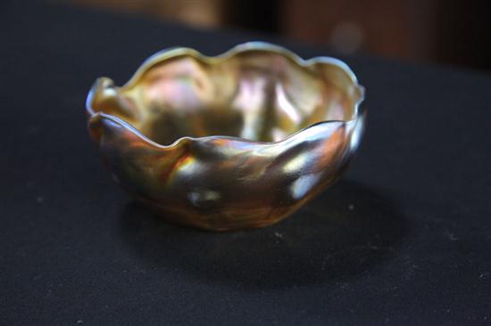 Appraisal: TIFFANY FINGER BOWL Gold iridescent bowl with shaped rim Signed