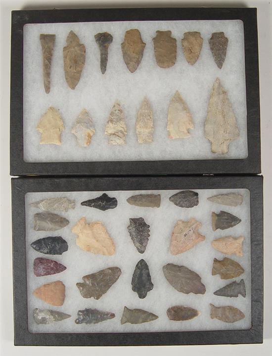 Appraisal: Indian Points from Kentucky Missouri Tennessee arrowheads drills scrapers including