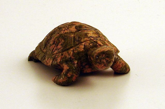 Appraisal: Small carved turtle semi-precious green stone with brick red mottling