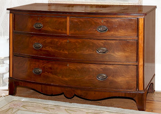 Appraisal: English Bow Front Chest A period Hepplewhite chest with original