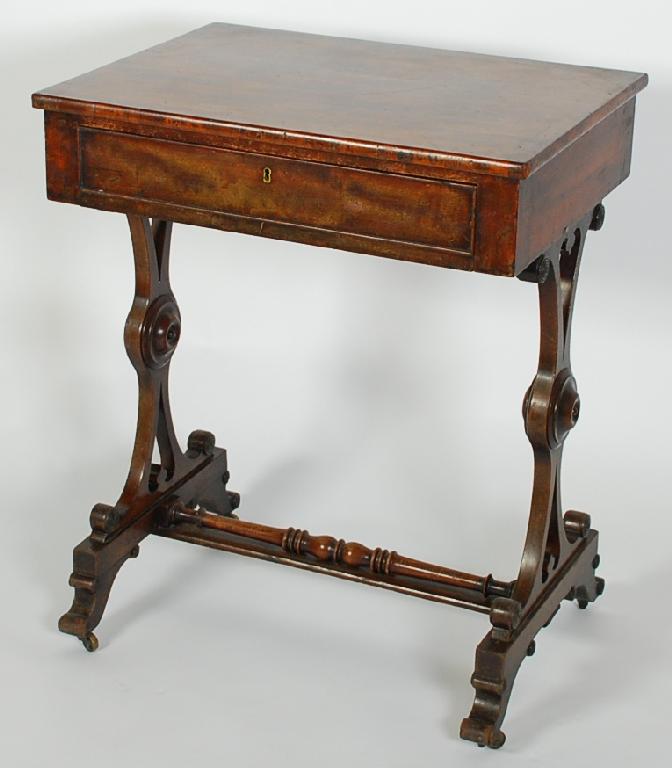 Appraisal: EARLY NINETEENTH CENTURY MAHOGANY WORK TABLE the rectangular top above