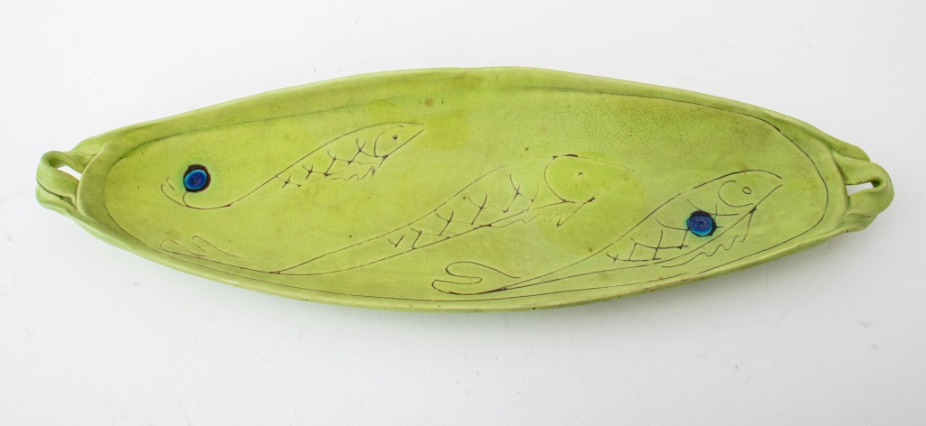 Appraisal: SILVIE GRANATELLI FISH GLAZED POTTERY DISH TRAY Silvie Granatelli American