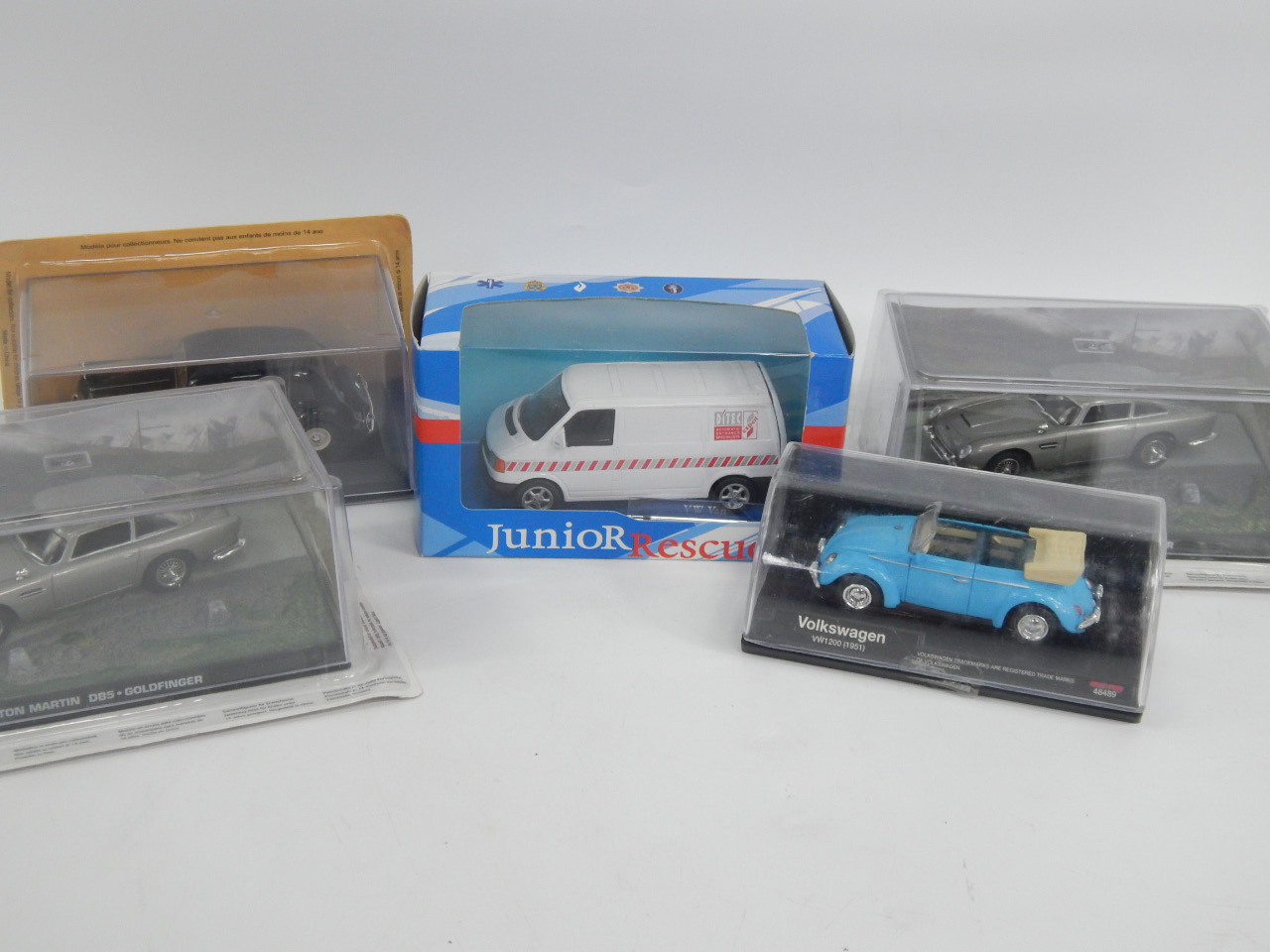 Appraisal: Various die cast vehicles to include James Bond Fabbri Collection