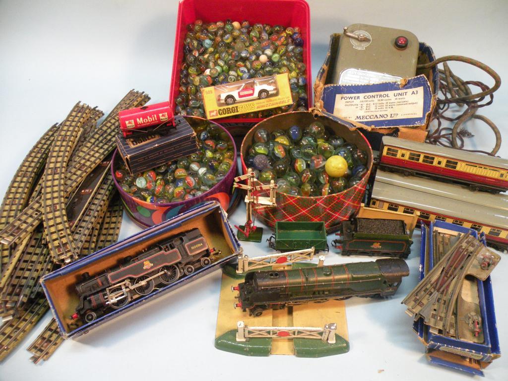 Appraisal: A quantity of Hornby railway to include carriages track a