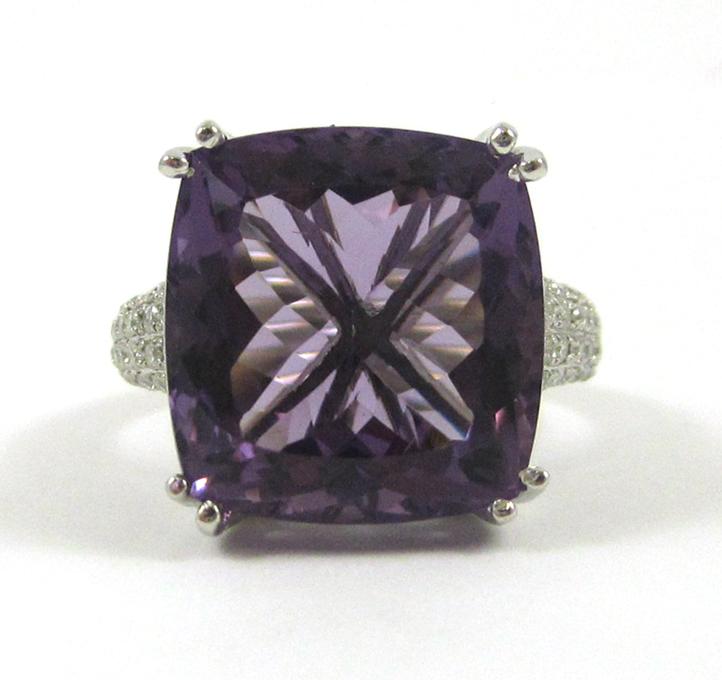 Appraisal: AMETHYST DIAMOND AND FOURTEEN KARAT GOLD RING The white gold