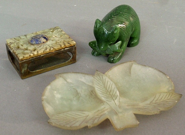 Appraisal: - Chinese carved jade bear with fish h jade peach-form