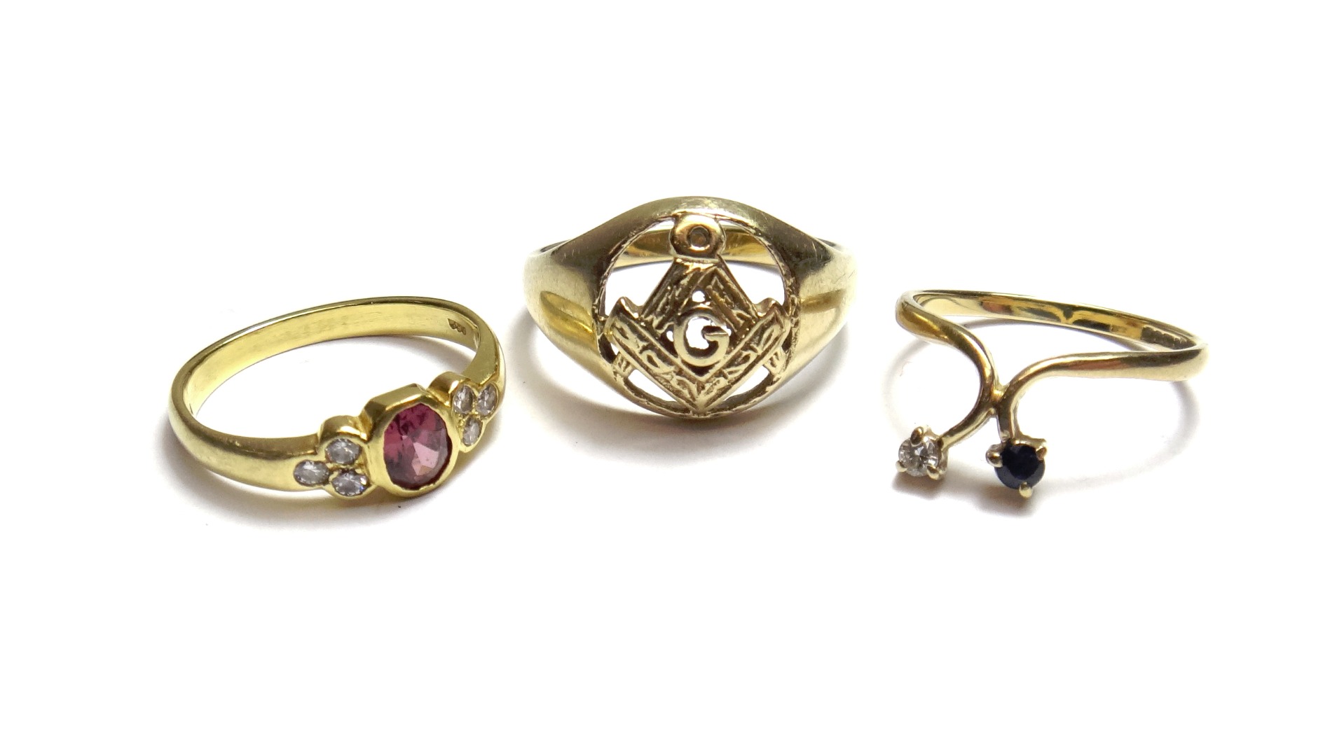 Appraisal: An ct gold diamond and pink gem set ring a