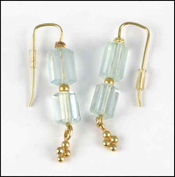 Appraisal: KARAT YELLOW GOLD AND AQUAMARINE EARRINGS Condition Overall good condition